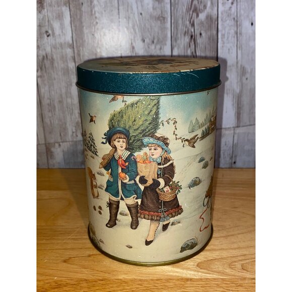 Vintage Round Christmas Tin Canister With Victorian Winter Scene Design Taiwan - Picture 3 of 7